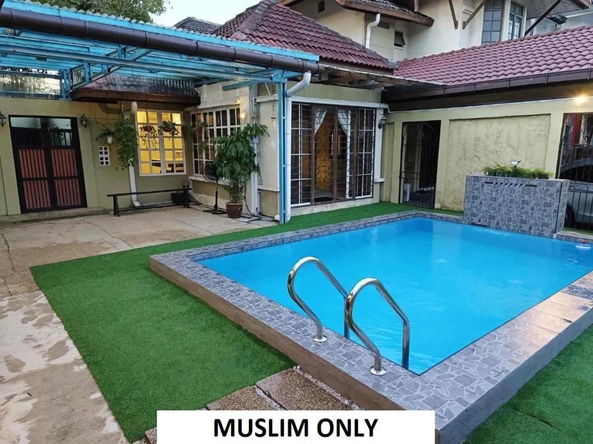 Homestay Laman Nuri, Kota Damansara Petaling Jaya Exterior foto