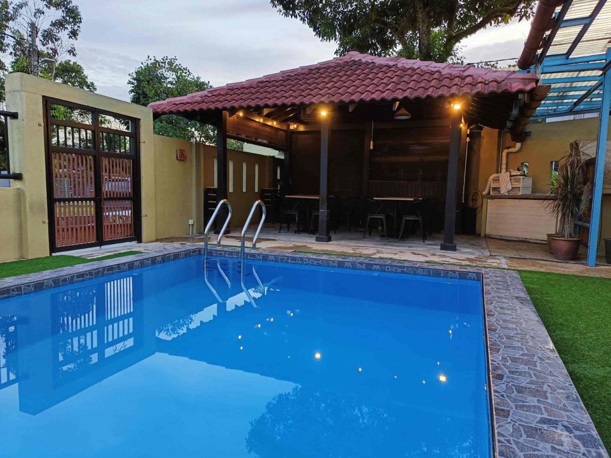 Homestay Laman Nuri, Kota Damansara Petaling Jaya Exterior foto